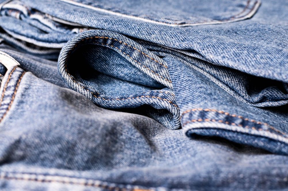 Grå Jeans: Den perfekte balance mellem stil og komfort